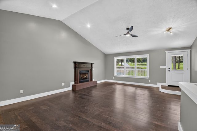 232 Chestnut Gap Road, Blue Ridge, GA 30513