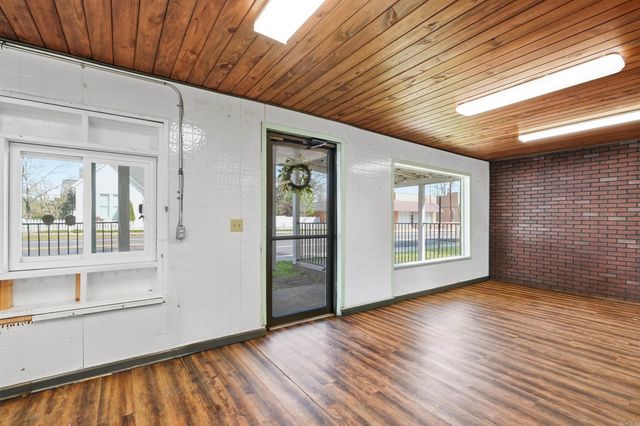 900 Main Street, Pangburn, AR 72121
