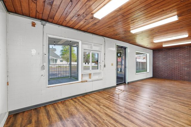 900 Main Street, Pangburn, AR 72121