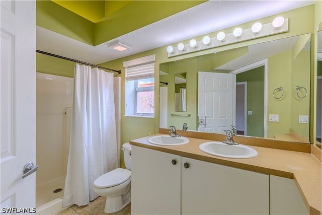 26670 Rosewood Pointe DR 201, Bonita Springs, FL 34135