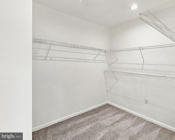 17 W WOOD ST, Paulsboro, NJ 08066