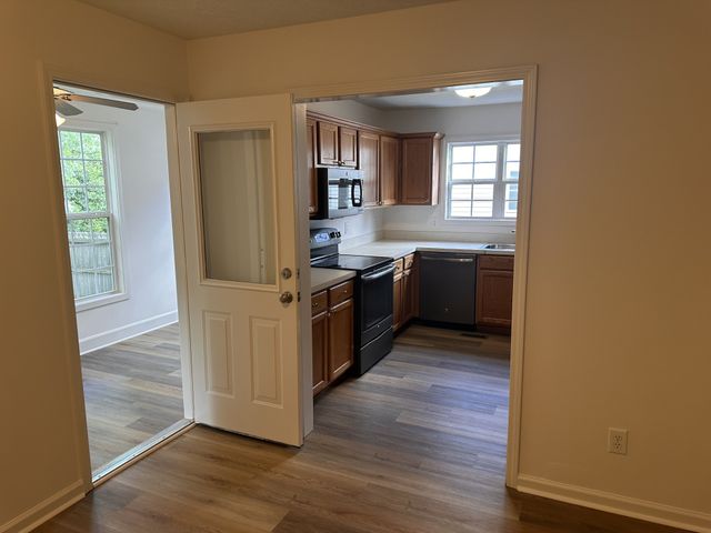 121 Vintage Cir, Hendersonville, TN 37075