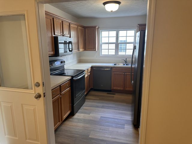 121 Vintage Cir, Hendersonville, TN 37075