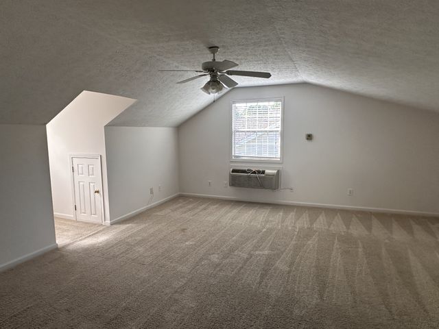 121 Vintage Cir, Hendersonville, TN 37075