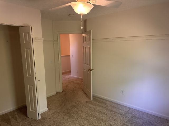 121 Vintage Cir, Hendersonville, TN 37075