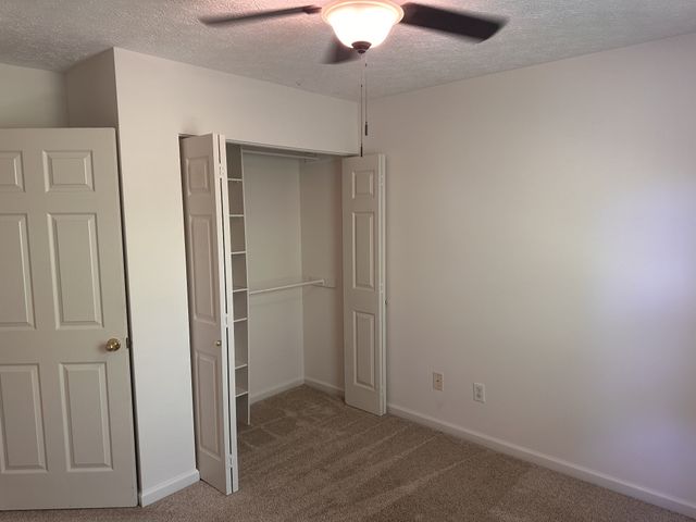 121 Vintage Cir, Hendersonville, TN 37075
