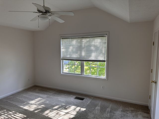 121 Vintage Cir, Hendersonville, TN 37075
