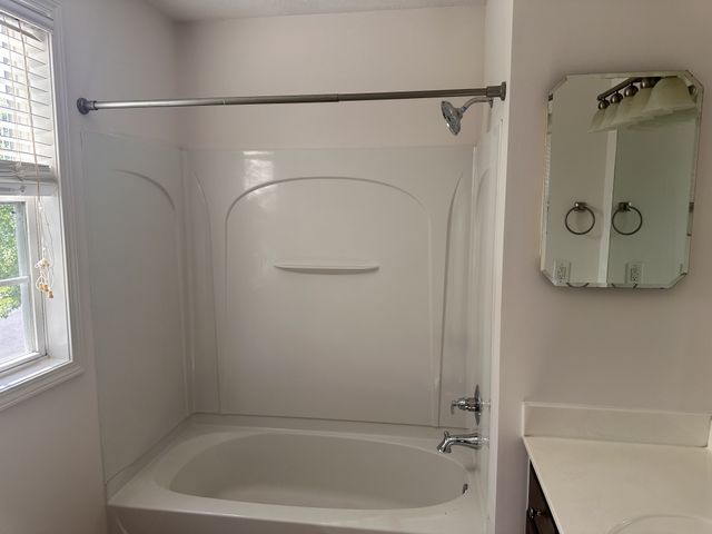 121 Vintage Cir, Hendersonville, TN 37075