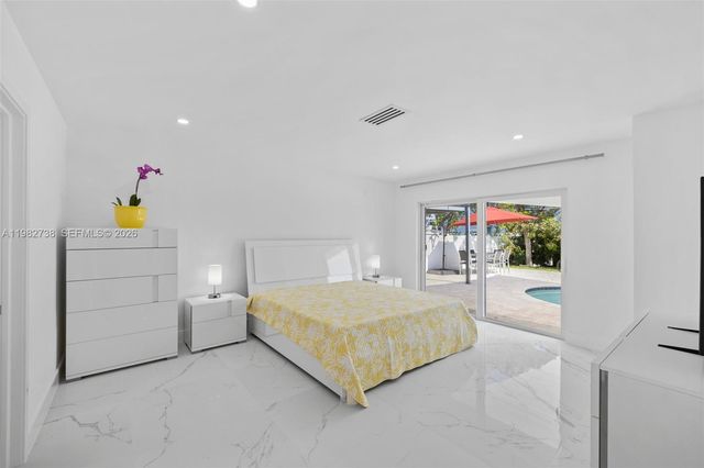 2816 NE 35th St, Fort Lauderdale, FL 33306