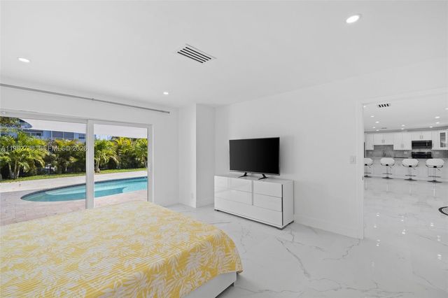 2816 NE 35th St, Fort Lauderdale, FL 33306