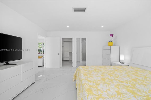 2816 NE 35th St, Fort Lauderdale, FL 33306