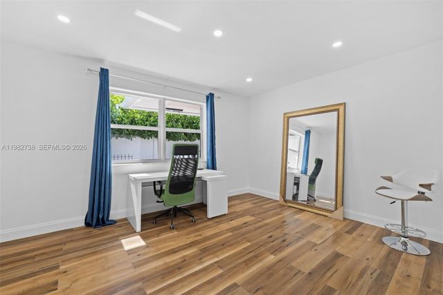 2816 NE 35th St, Fort Lauderdale, FL 33306