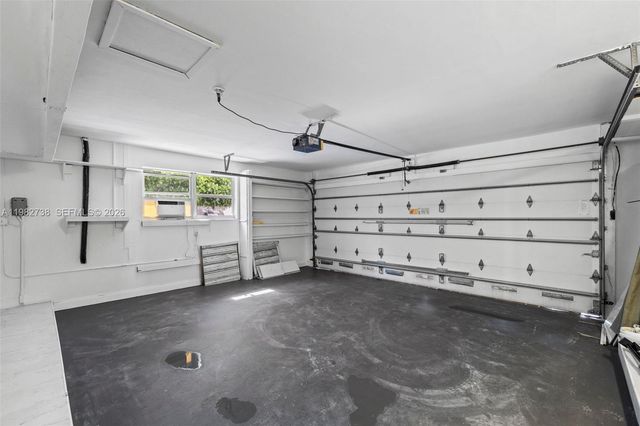 2816 NE 35th St, Fort Lauderdale, FL 33306