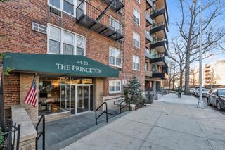 44-20 Douglaston Parkway 6B, Douglaston, NY 11363