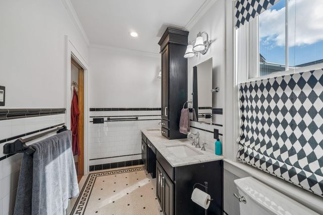 81 Gordon Street, Charleston, SC 29403