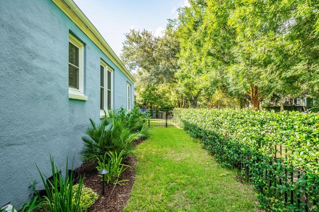 81 Gordon Street, Charleston, SC 29403