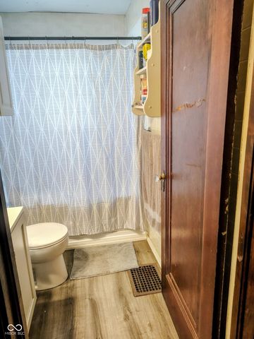 2016 Washington Avenue, Terre Haute, IN 47803