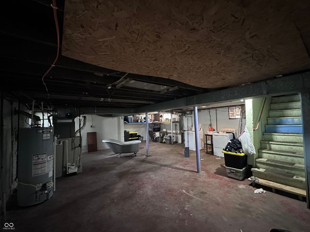 2016 Washington Avenue, Terre Haute, IN 47803