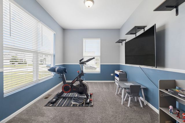 26208 S White Oak Trail, Channahon, IL 60410
