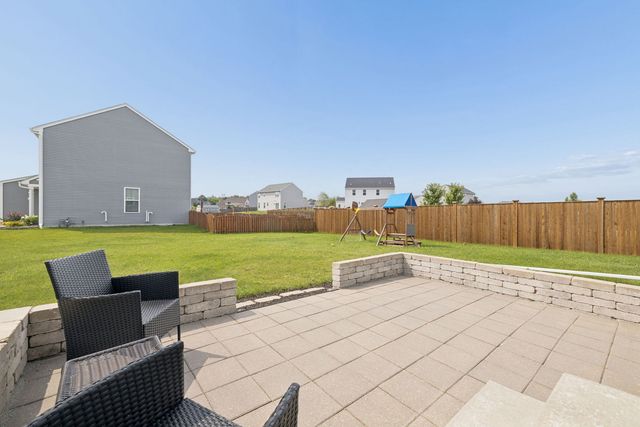 26208 S White Oak Trail, Channahon, IL 60410
