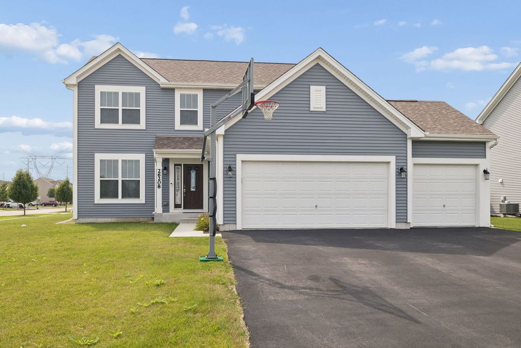 26208 S White Oak Trail, Channahon, IL 60410