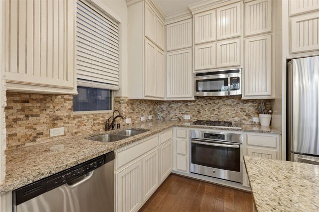 1816 Dennis Street, Houston, TX 77004