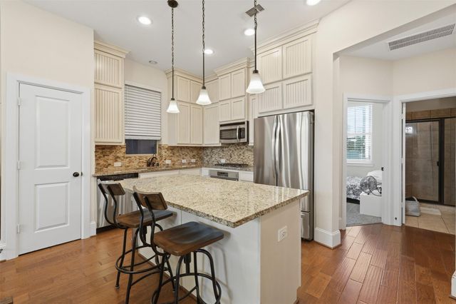 1816 Dennis Street, Houston, TX 77004