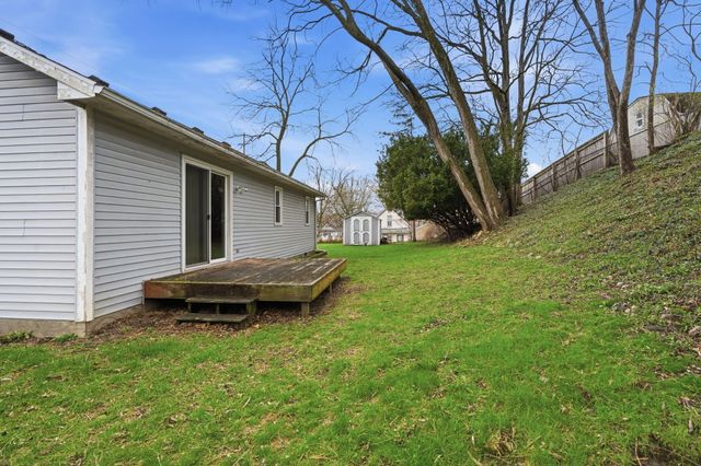 215 3rd Street, Fenton, MI 48430