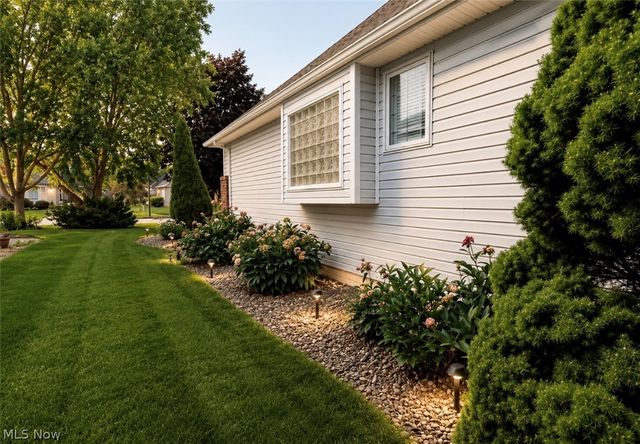 113 Barrington Court, Elyria, OH 44035