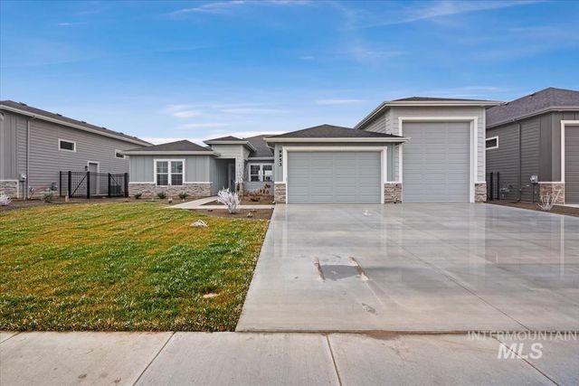 9953 S Peregrine Falcon Ave, Nampa, ID 83686 property photo