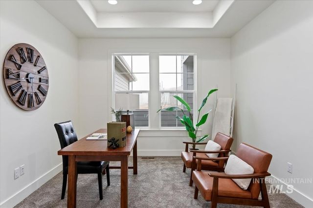 9953 S Peregrine Falcon Ave, Nampa, ID 83686