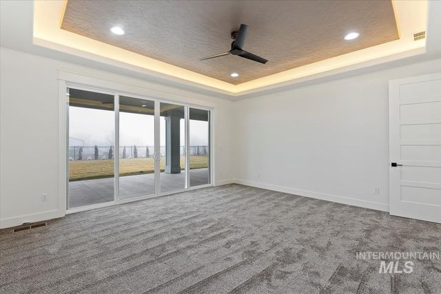 9953 S Peregrine Falcon Ave, Nampa, ID 83686