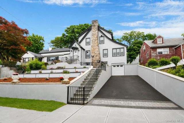 210 Rumsey Road, Yonkers, NY 10705