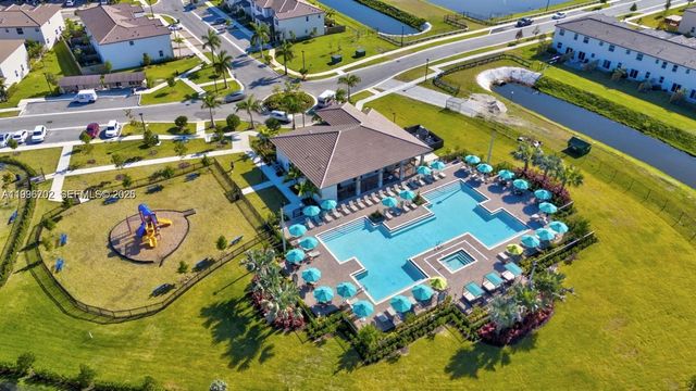 12774 NW 23rd Pl, Miami, FL 33167