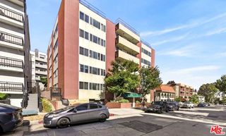 540 Kelton Avenue 402, Los Angeles, CA 90024