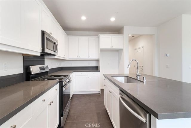 3126 E Painted Crescent, Ontario, CA 91762