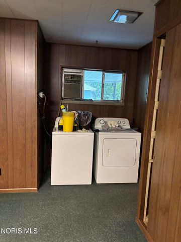 1039 Keeler Street, Maumee, OH 43537