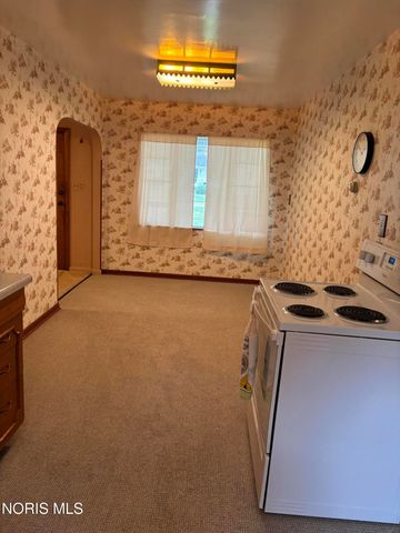 1039 Keeler Street, Maumee, OH 43537