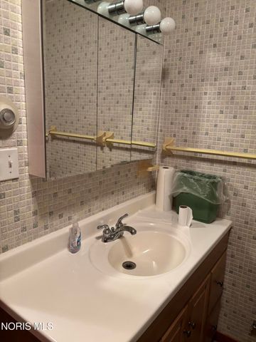 1039 Keeler Street, Maumee, OH 43537