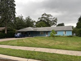 1039 Keeler Street, Maumee, OH 43537