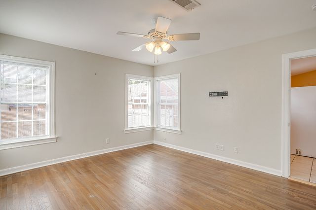 2604 Wayside Avenue, Fort Worth, TX 76110