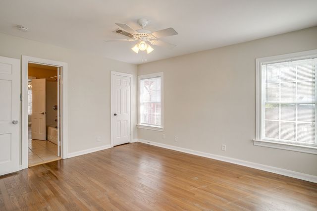 2604 Wayside Avenue, Fort Worth, TX 76110