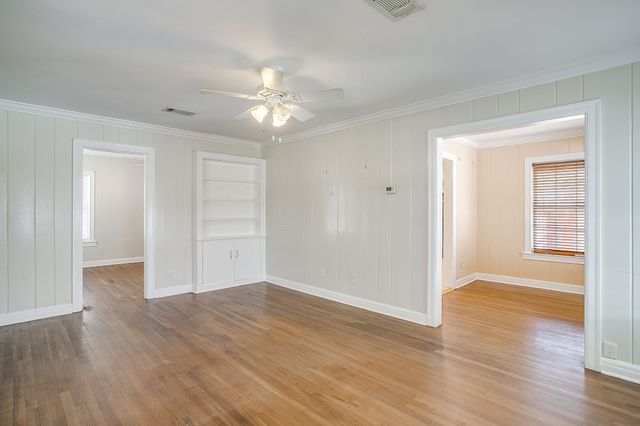 2604 Wayside Avenue, Fort Worth, TX 76110