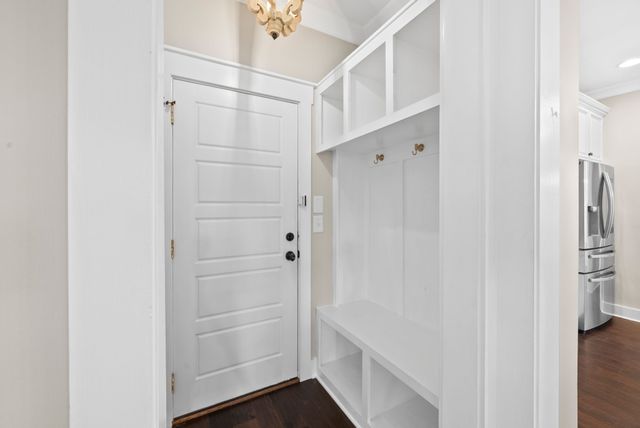 1387 Round Hill Ln, Spring Hill, TN 37174