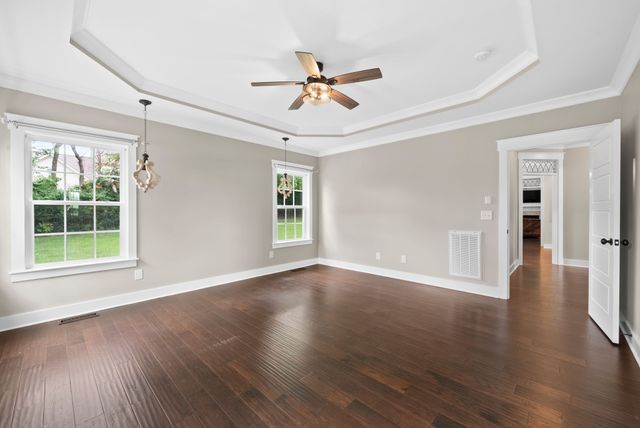 1387 Round Hill Ln, Spring Hill, TN 37174