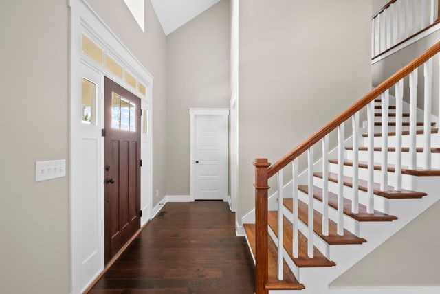 1387 Round Hill Ln, Spring Hill, TN 37174
