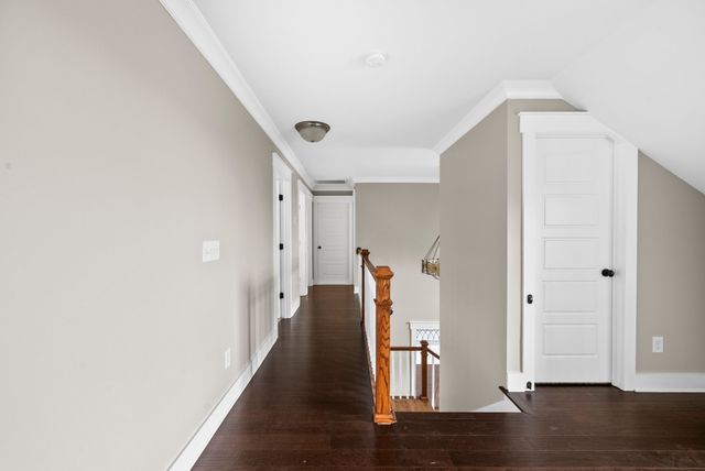 1387 Round Hill Ln, Spring Hill, TN 37174