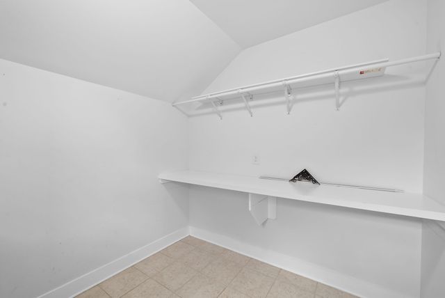 1387 Round Hill Ln, Spring Hill, TN 37174