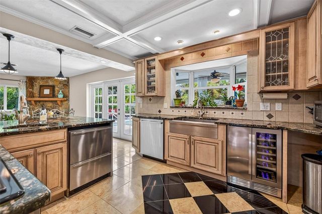 342 2ND AVENUE N, Tierra Verde, FL 33715