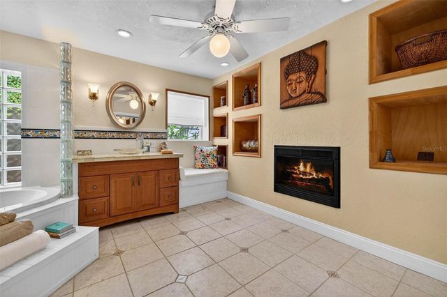 342 2ND AVENUE N, Tierra Verde, FL 33715